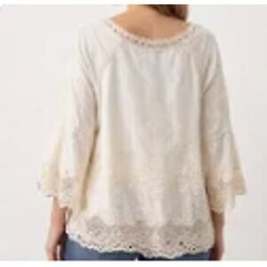 Spiaggia Dolce women's White Embroidered 3/4 sleeve Lace enhanced Blouse size M